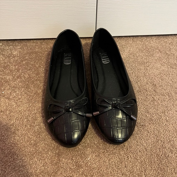 SOLD Brand new RAID Black croco Bow Flats - Picture 1 of 5